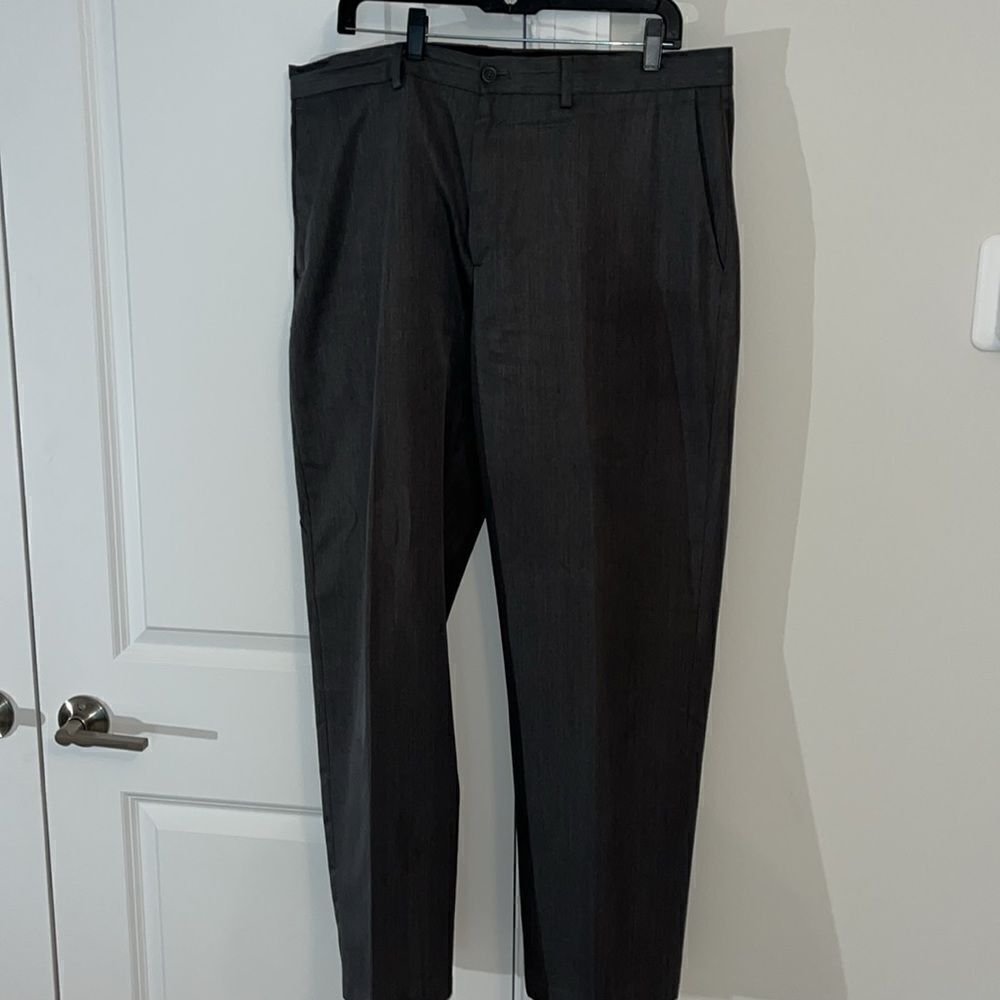 Polyester Flat front Haggar Essentials Traveller Travel pants Trousers 38/30